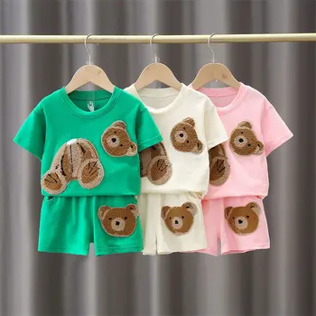 Одежда с наклейками в виде медведя для младенцев и малышей, топ и шорты с короткими рукавами, летний комплект из 2 предметов